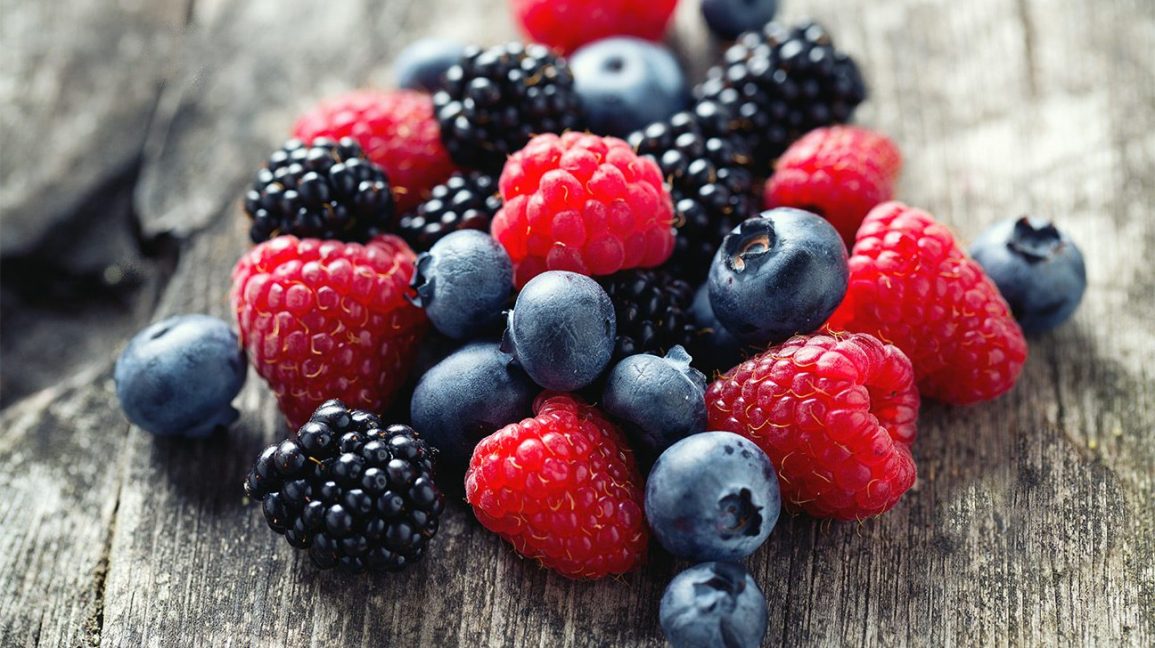 11 Berries Healthy Food Benefits - Why are Berries a Superfood?